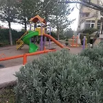 ディンラー ホテルズ ユルギュップ