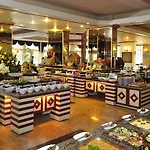 ディンラー ホテルズ ユルギュップ ホテル 5*